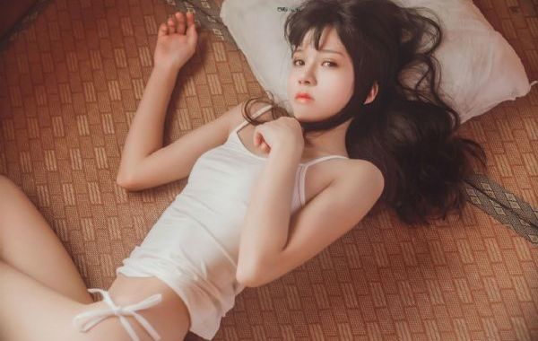 《完美的妻子》电视剧