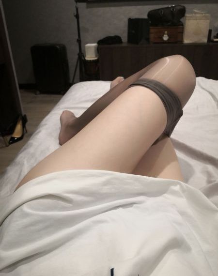 美女献身