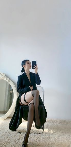 线上的老婆不可能是女主