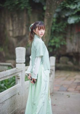 女生宿舍李采潭