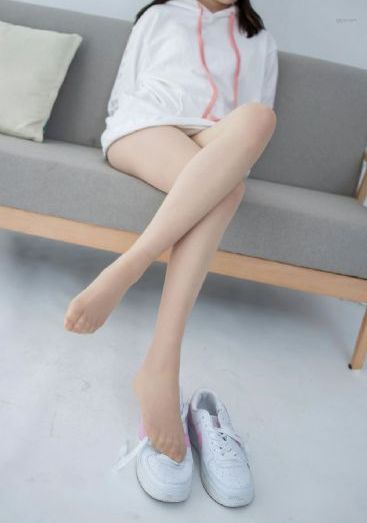 特别的她